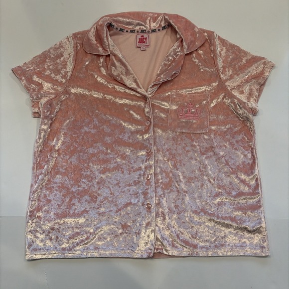 Juicy Couture Tops - Womens Juicy Couture pink velour short sleeve button up top‎ Size  Large